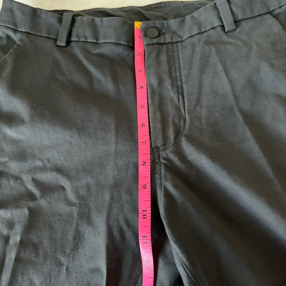 LULULEMON Mens Commission Pants Gray Size 32 style E40416